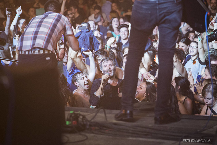 la_habitacion_roja_fardeleg_por_estudio5con6