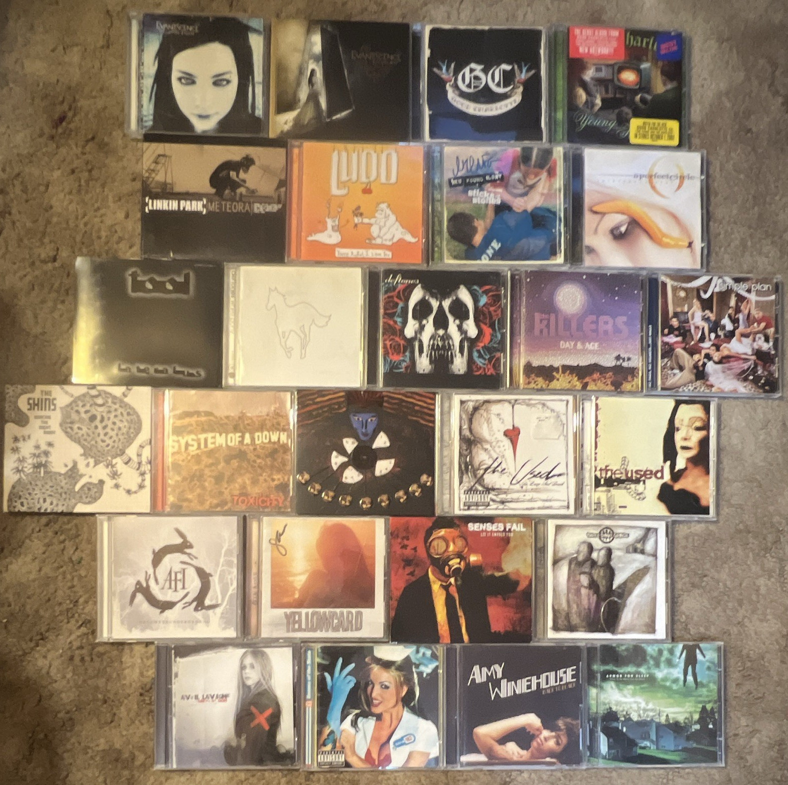Jewel CD Cases and booklets for a variety of rock/pop artists **NO CDs**