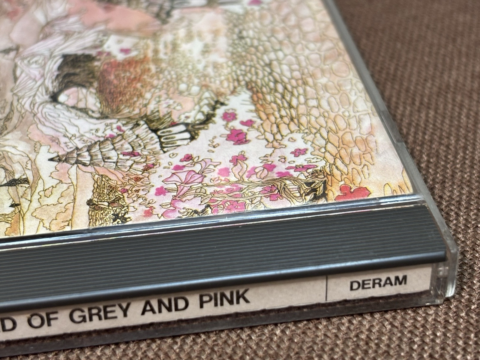CARAVAN In The Land Of Grey And Pink JAPAN CD P25L-25056 -A1F11 1989 issue Dawn
