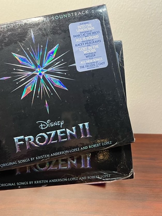 Disney Frozen II Soundtrack CD 2019 Panic At The Disco Kacey Musgraves Disney !