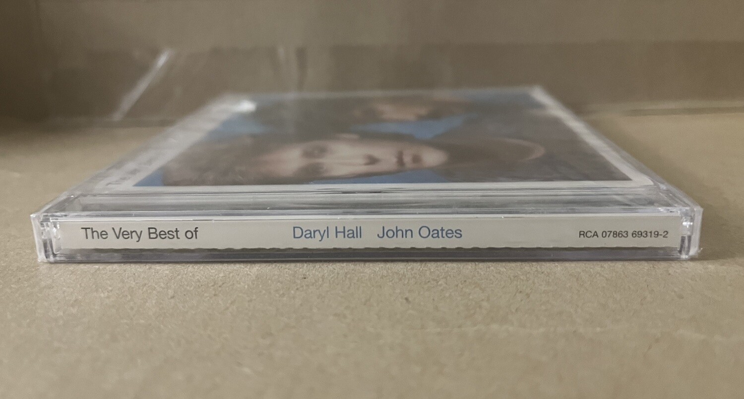 2001 The Very Best of Daryl Hall and John Oates (RCA 07863 69319-2)