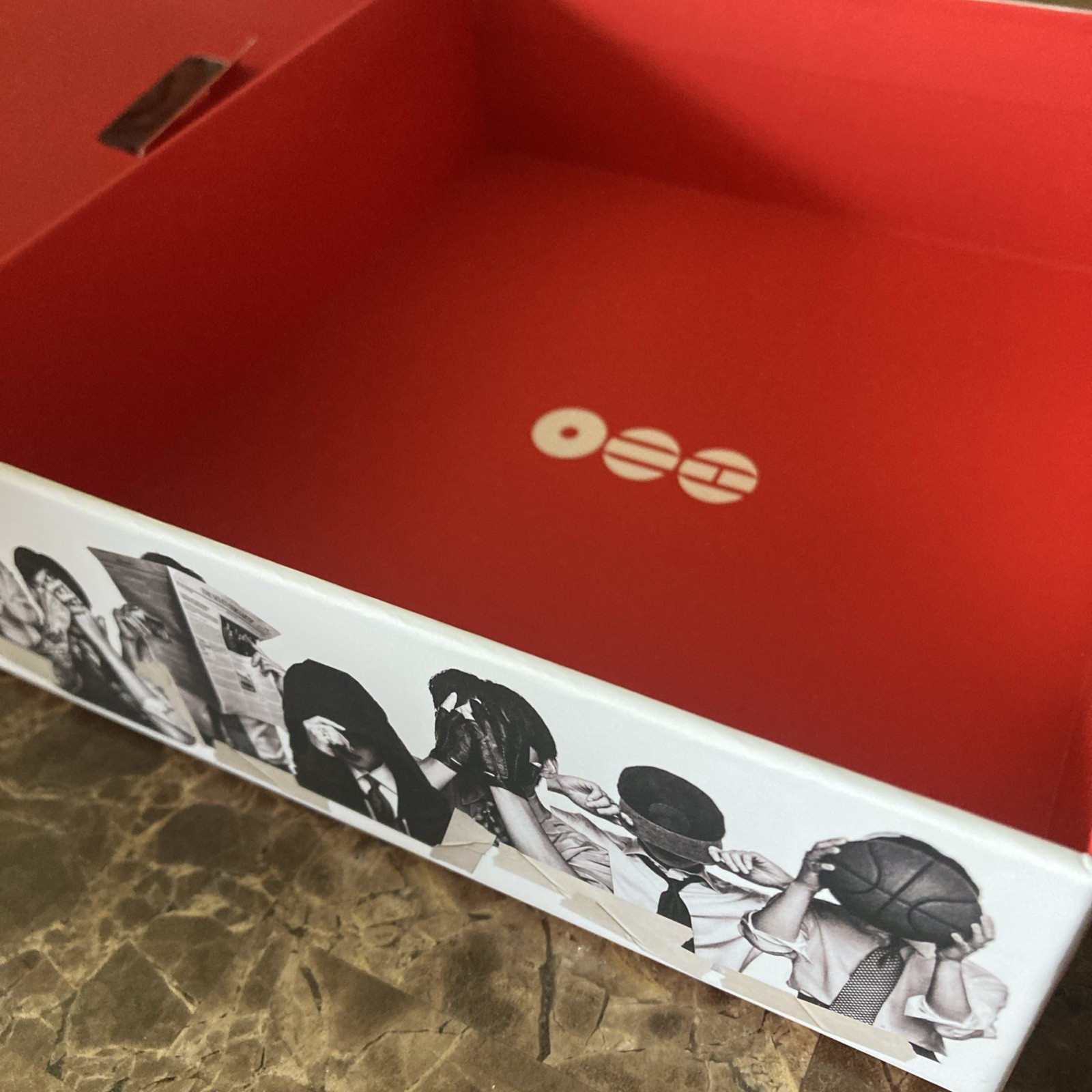 BTS ARIRANG Travel Tag CD Box Set (Target Exclusive) CD, Tag & Poster box Sealed
