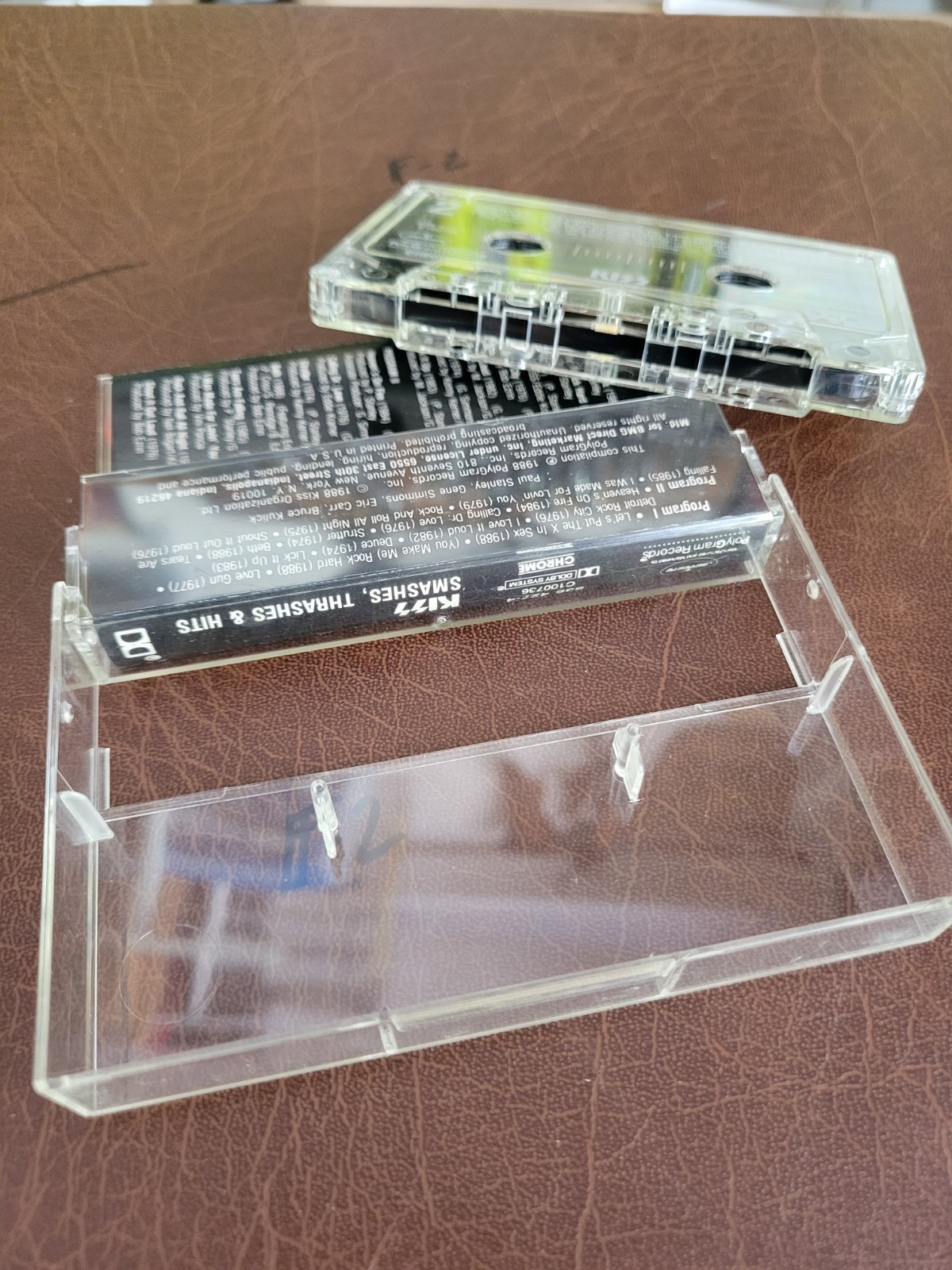 Kiss Smashes Thrashes And Hits Cassette Excellent Condition