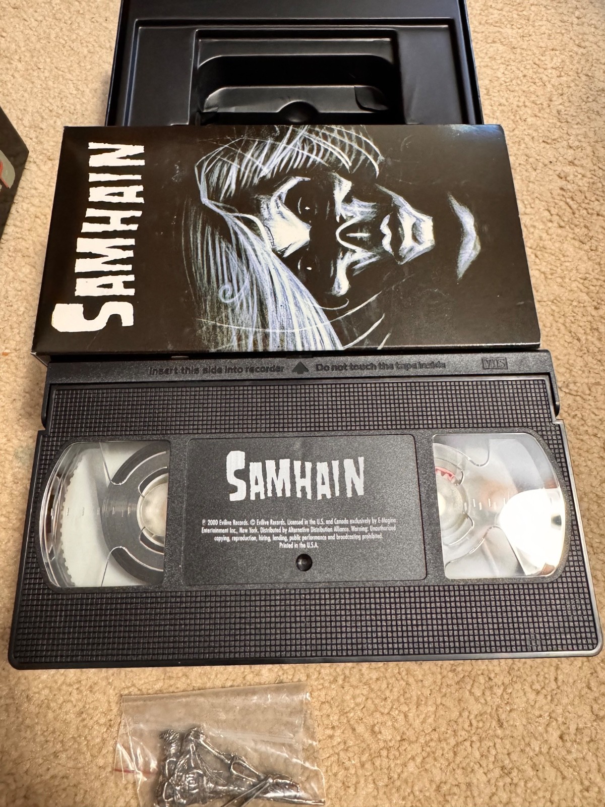 Samhain Box Set (complete) w/super rare Scarecrow Beast Pin.