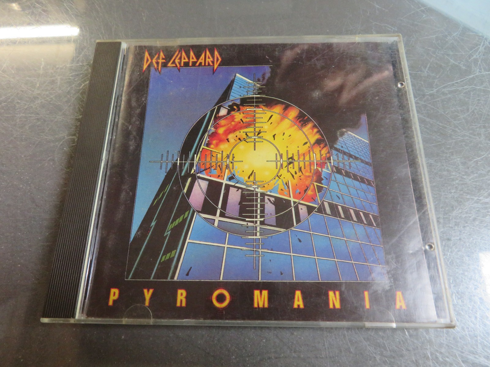 Pyromania by Def Leppard (CD, 1990, Vertigo)West Germany* Blue Swirl*Early Press