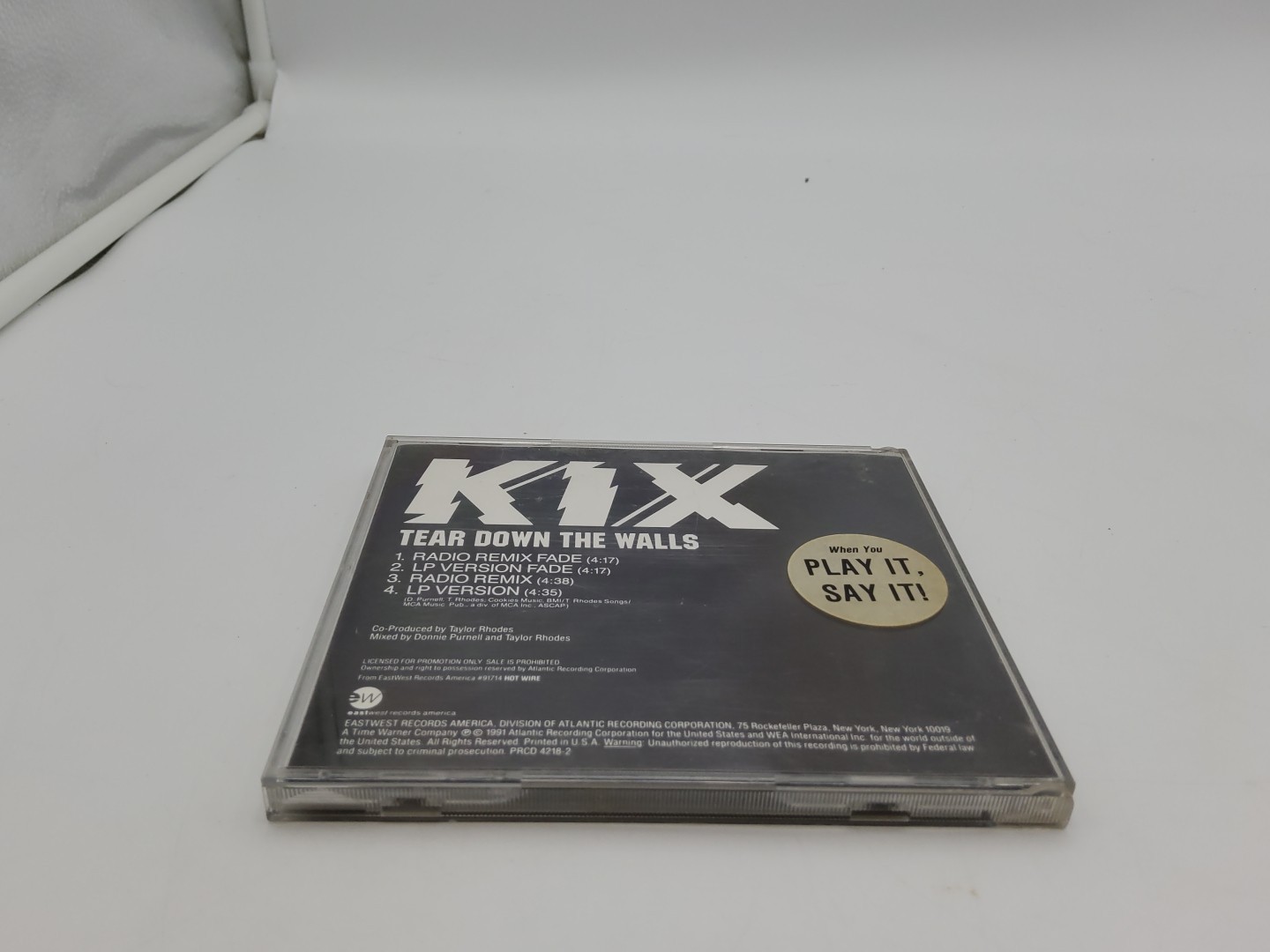 Kix – Tear Down the Walls – 1991 – Hard Rock / Glam Metal – CD