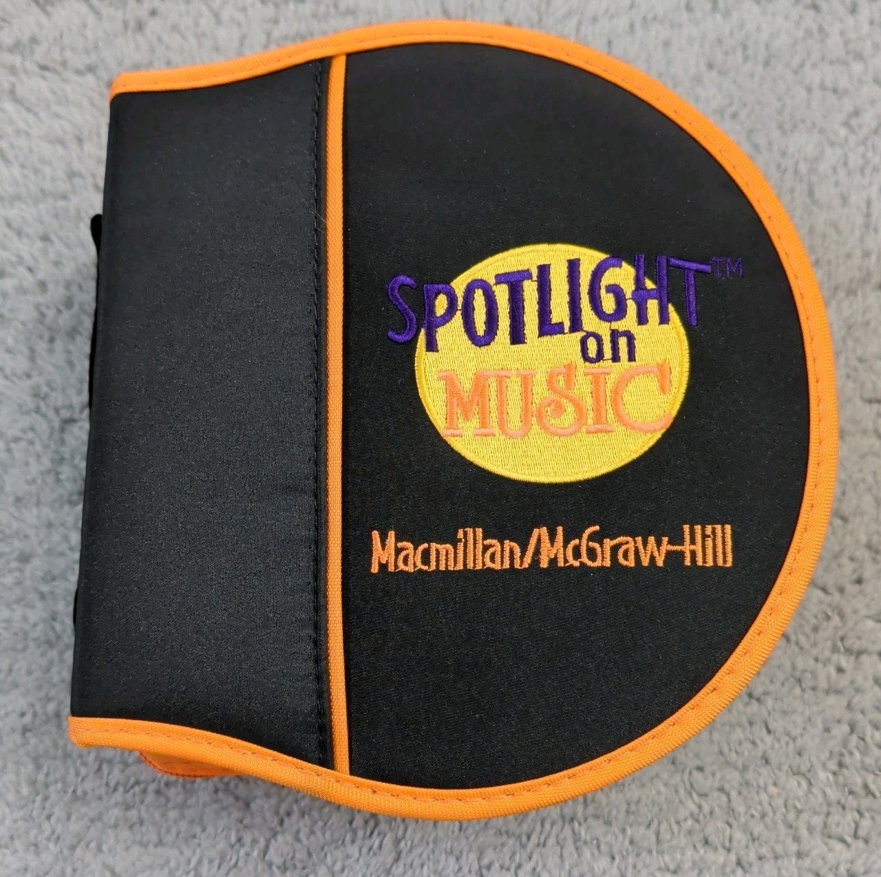 Spotlight On Music Grade 6 CD Set, Mcgraw Hill 26 Discs 2005 PK296066A