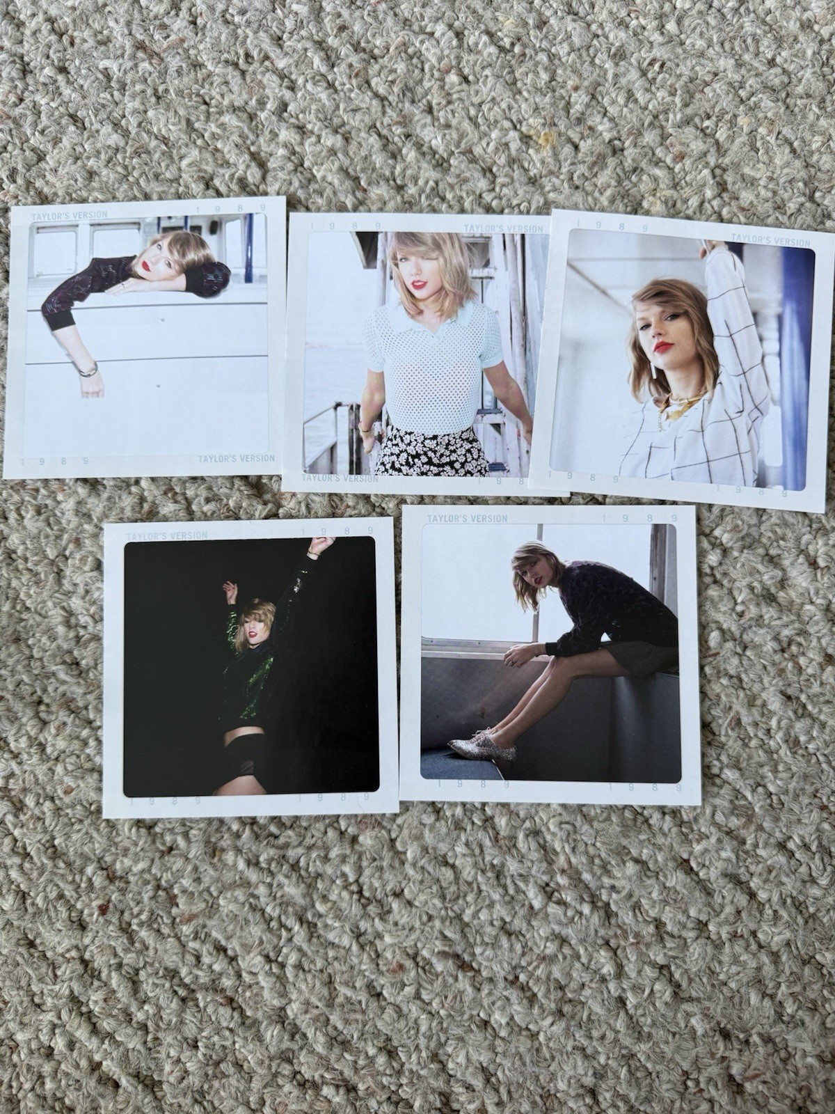 Taylor Swift 1989 Taylor's Version Deluxe CD Bundle with Photos