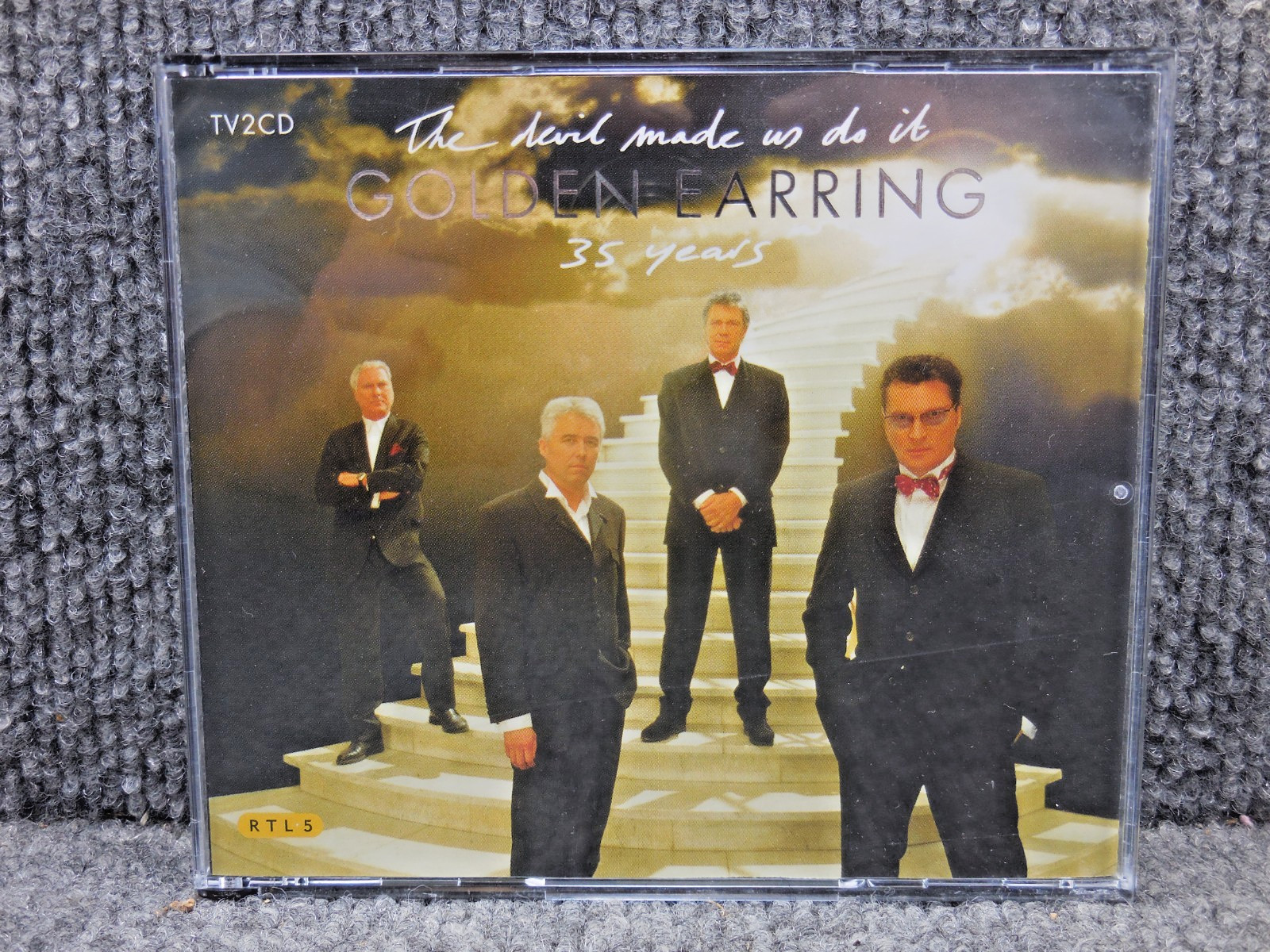 2000 CD Golden Earring The Devil Made Us Do It 35 Years 549 154-2