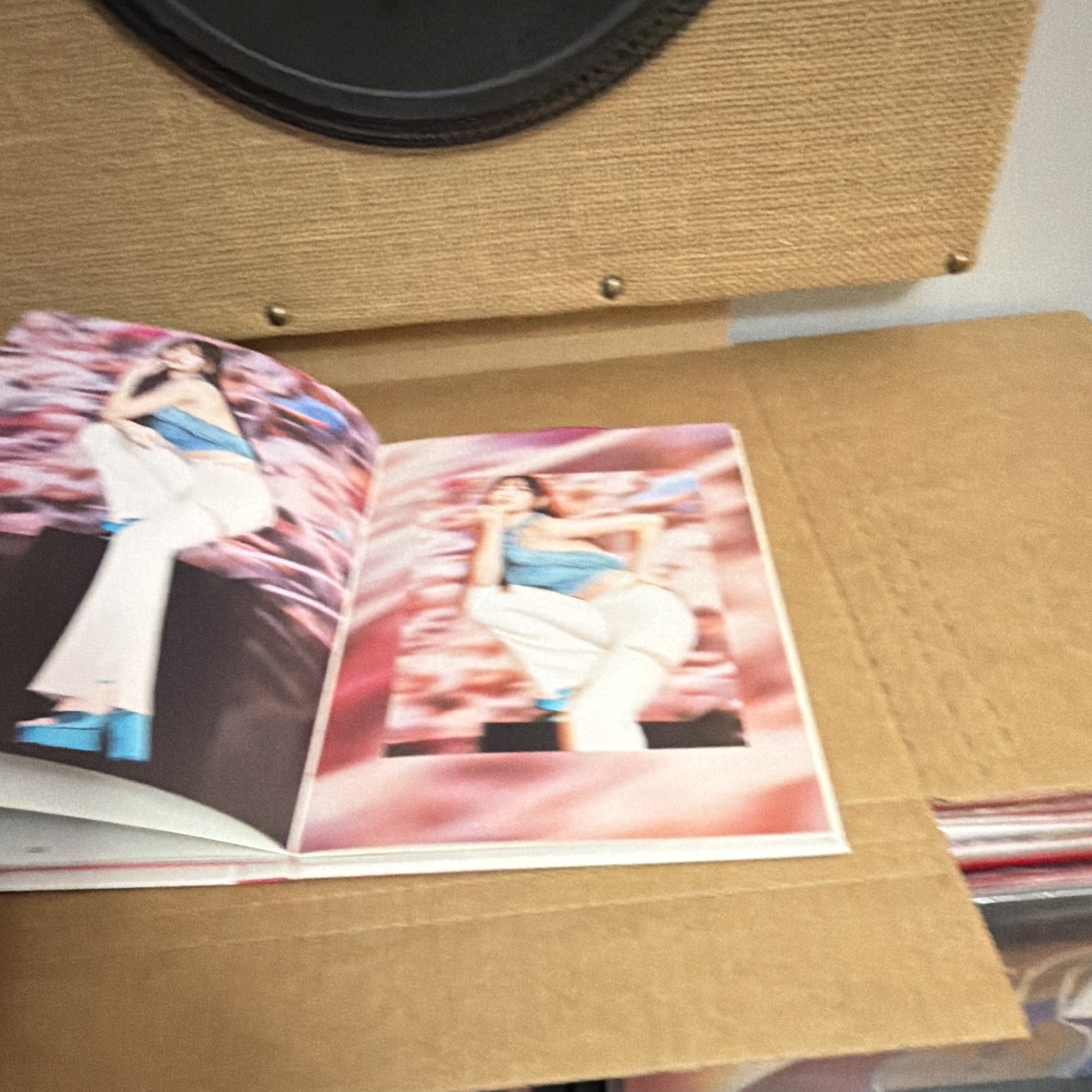 TWICE READY TO BE Mini Album CD 2023 K-Pop JYP Cardboard Sleeve Pink