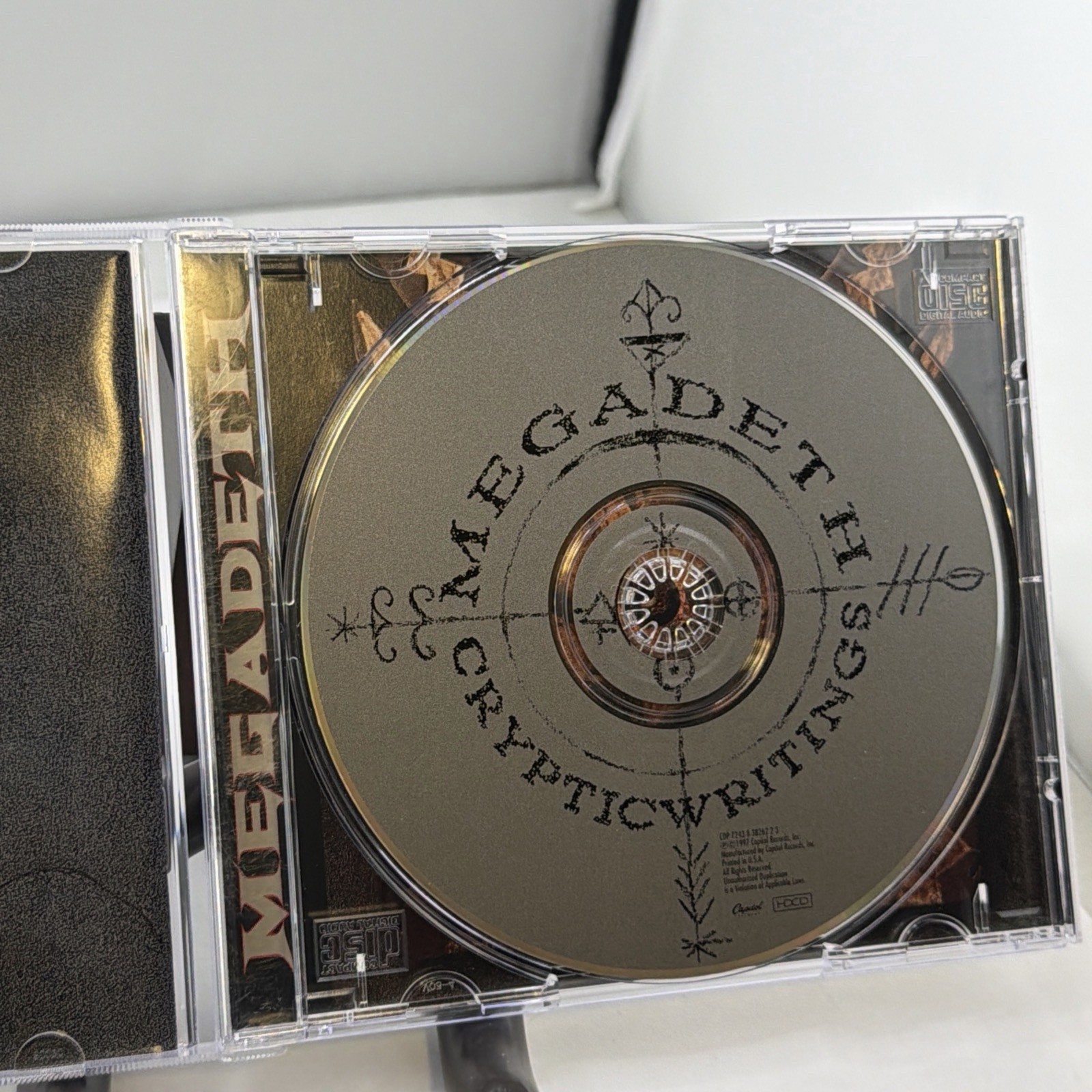 Megadeth Cryptic Writings CD Album 1997 Capitol 7243-8-38262-2 3 Thrash Metal