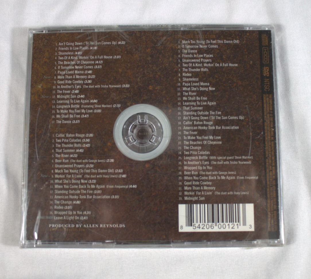 Garth Brooks - The Ultimate Hits 3 disc set two cd's one DVD