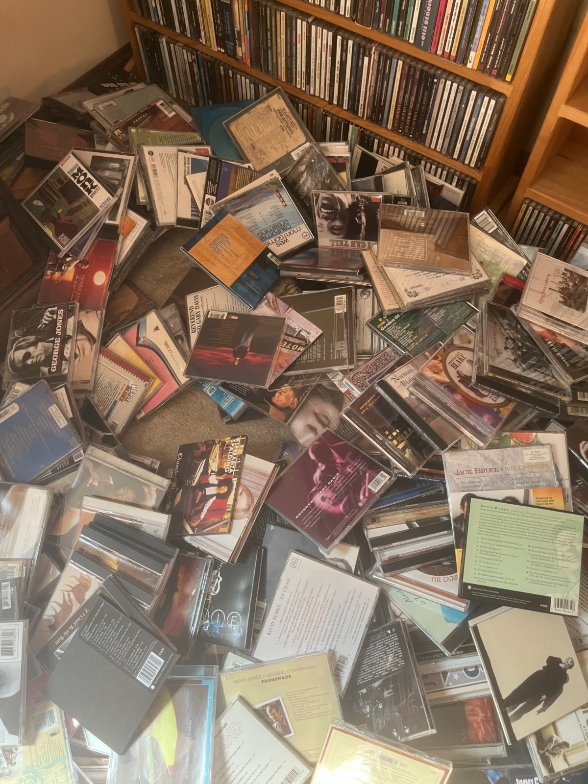 Random Mixed CD Lot Of 25 - Various Artist & Genres