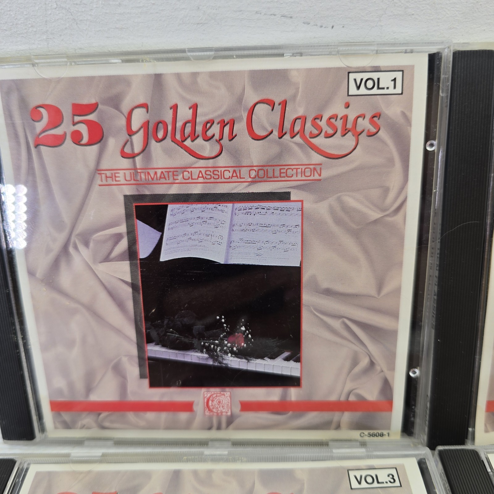25 Golden Classics ~ The Ultimate Classical Collection (4 CD Set - Vol 1 -4 (EX)