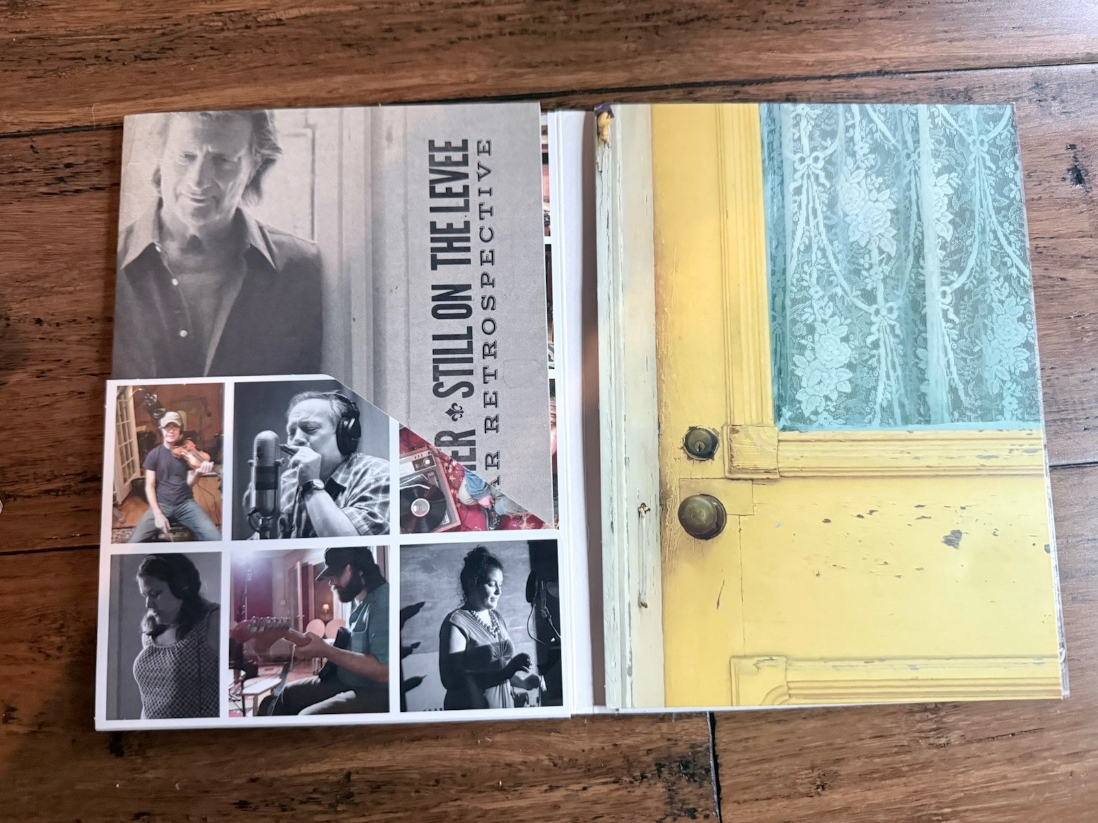 CHRIS SMITHER - Still On The Levee - 2 CD - LIKE NEW CLASSIC FOLK MUSIC
