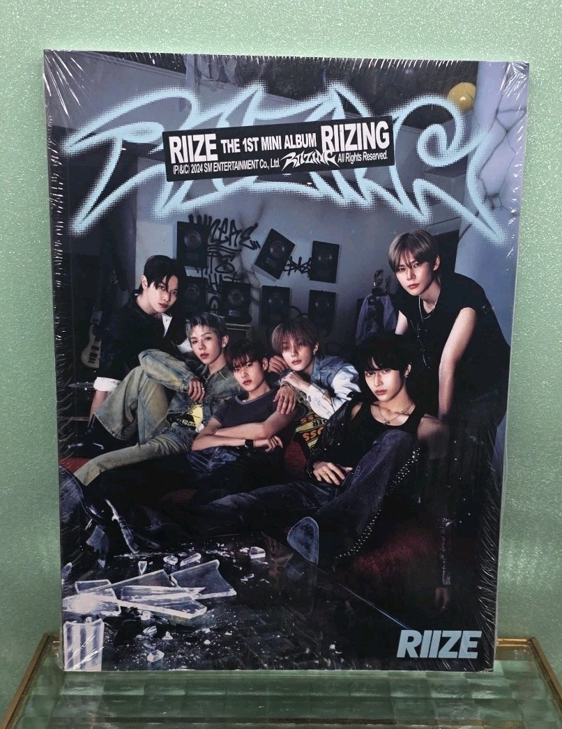 Riize - Riizing The 1st Mini Album [2024, CD] NEW 💿