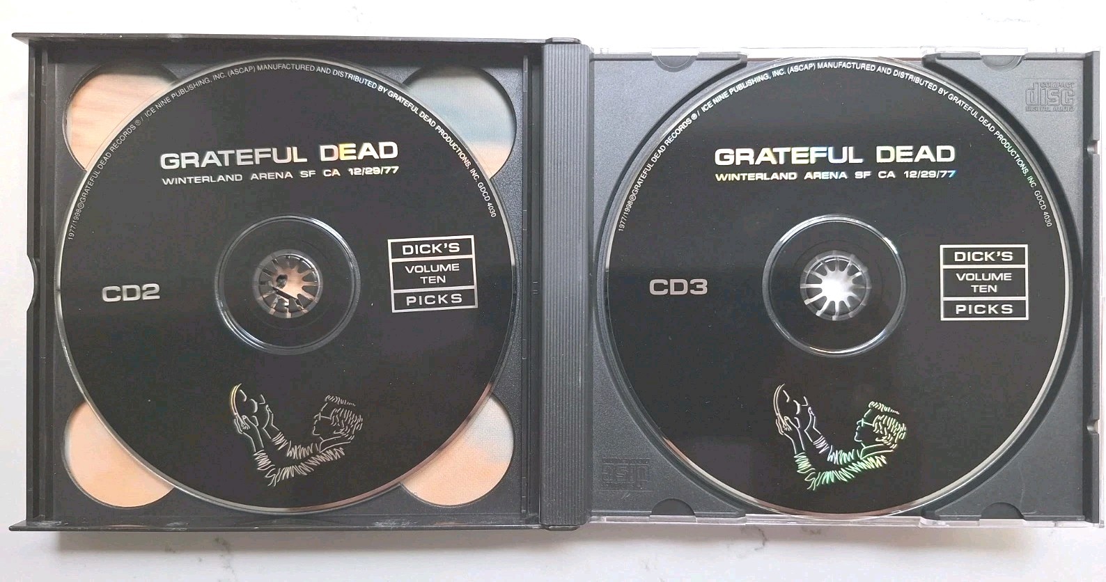 Grateful Dead - Dick's Picks Volume Ten (3CD) Grateful Dead Records Very Good+