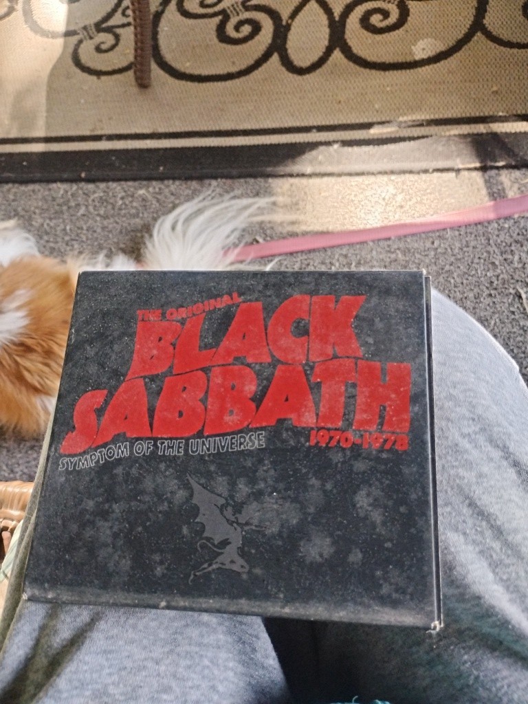 BLACK SABBATH SYMPTOM OF THE UNIVERSE 1970 - 78 Box Set 2 CD'S No Booklet