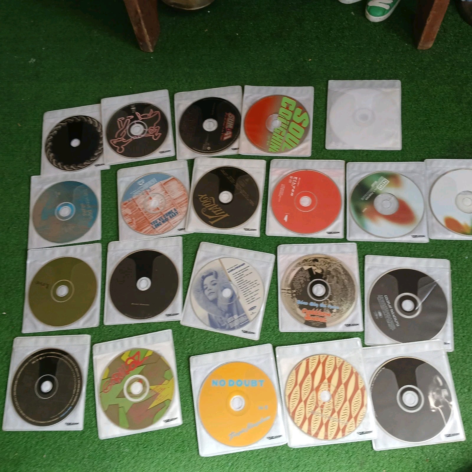 1990S/2000S ALTERNATE/SKA/PUNK CDS LOT OF 40 NO CASES TESTED UGC NICE MIX