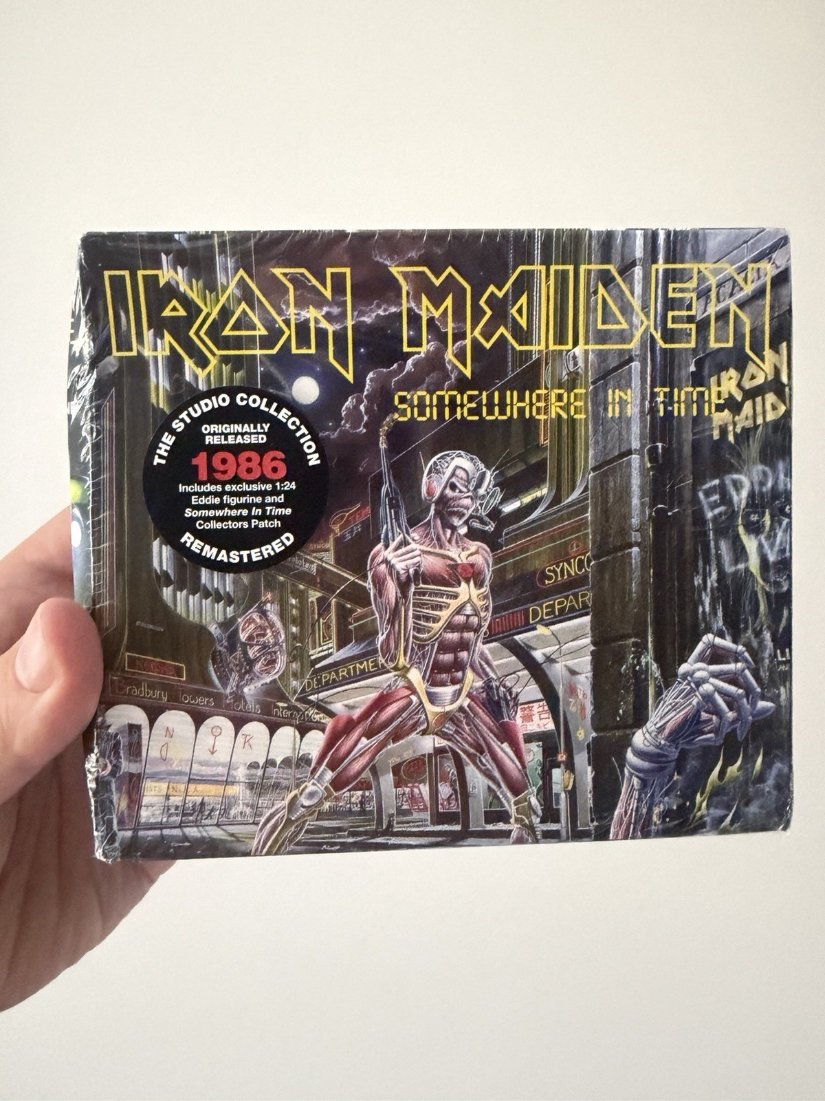 Iron Maiden Somewhere in Time CD Box Set with Figurine Patch New Sealed Rare
