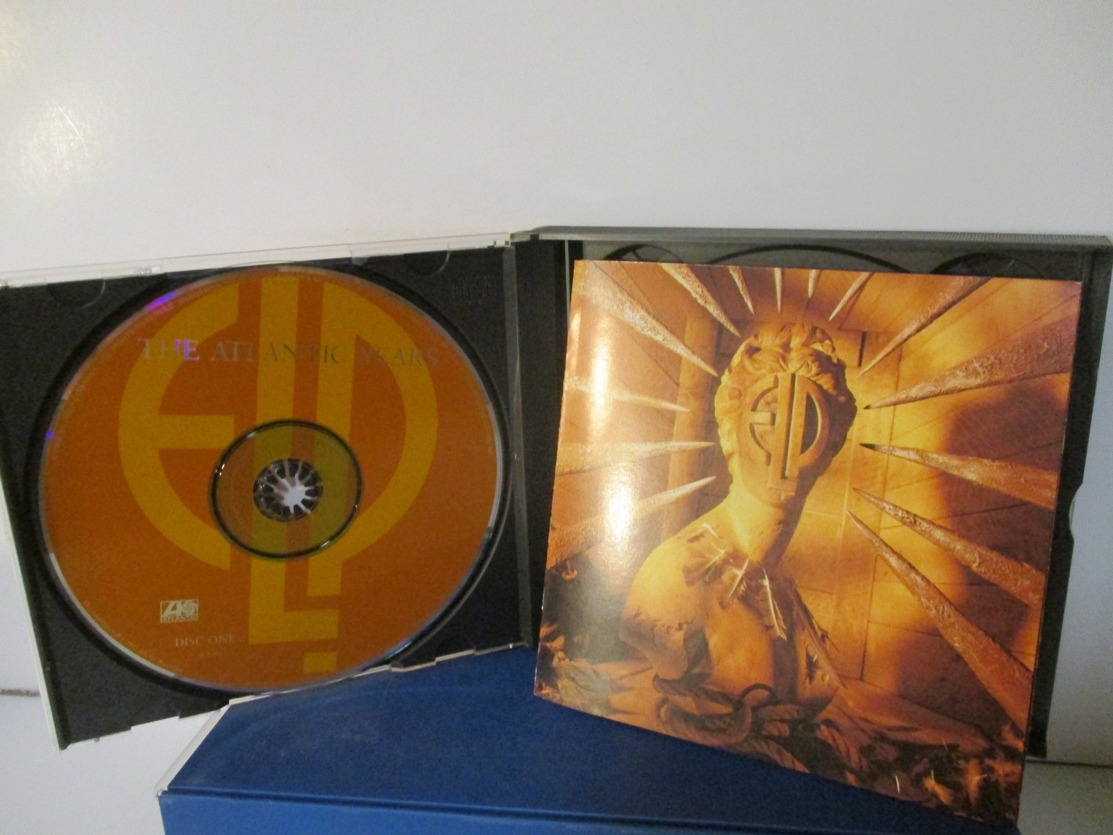 EMERSON LAKE & PALMER - The Atlantic Years - 2 CD Set - MINT condition - 26-2285