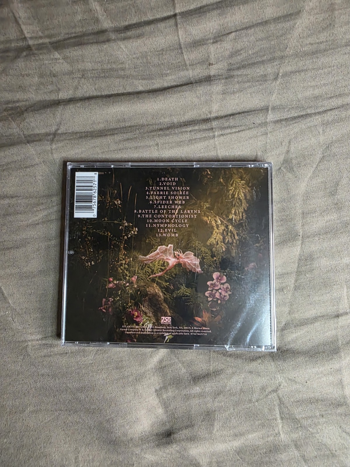 Melanie Martinez - Portals (CD) "CRACKED CASE"