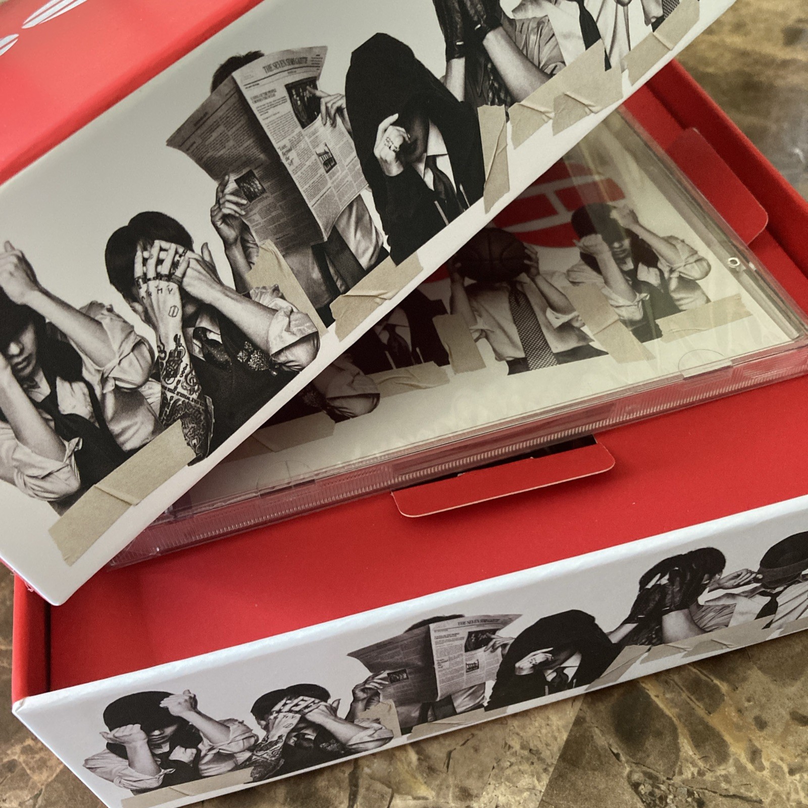 BTS ARIRANG Travel Tag CD Box Set (Target Exclusive) CD, Tag & Poster box Sealed