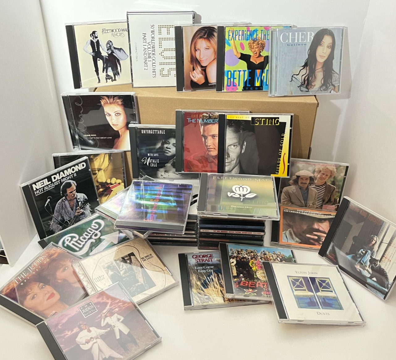 Vtg Lot 40 CD Mixed Music, See List 70-90's Elvis ,Elton, Diamond, Beatles++