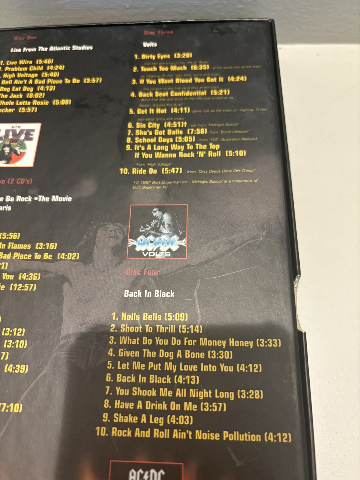 AC/DC "BONFIRE" 4 DISC BOX SET 1997- Sticker/Tattoo/Key Chain /Guitar Pick Rock