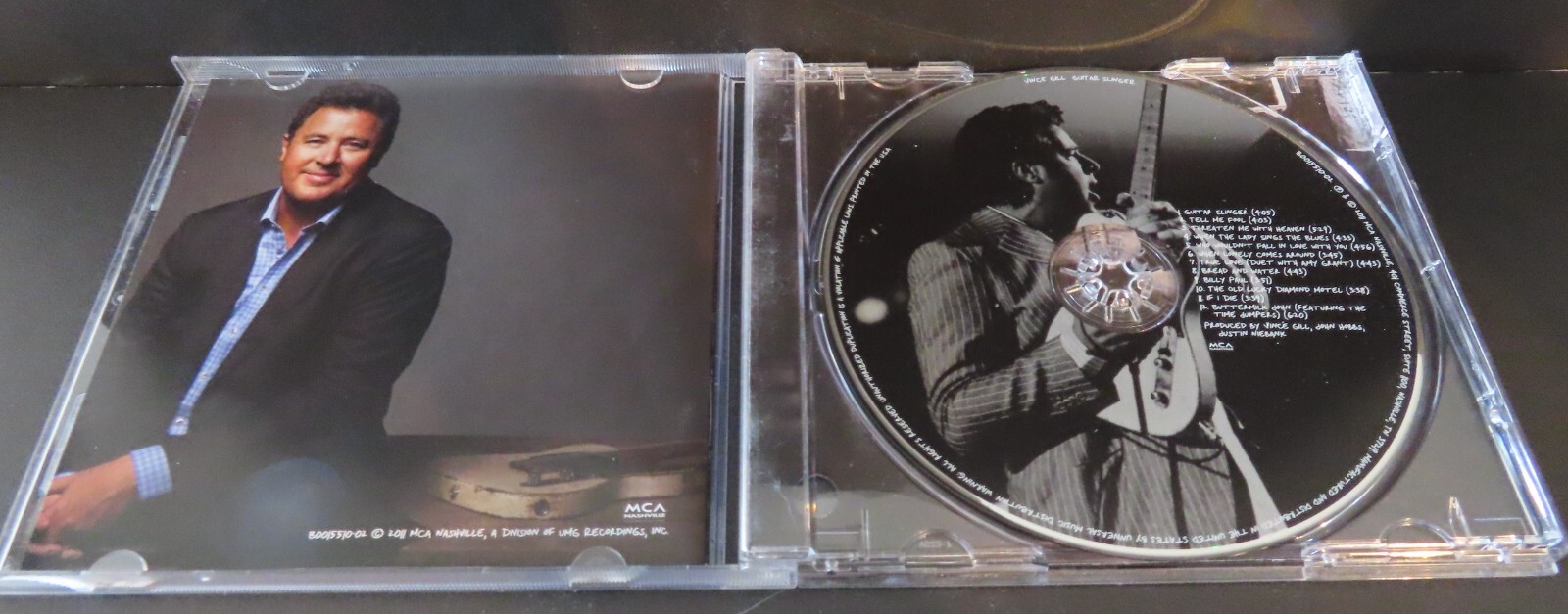 GUITAR SLINGER by VINCE GILL-Rare PROMOTIONAL CD w/ CMA Magazine Feature--CD