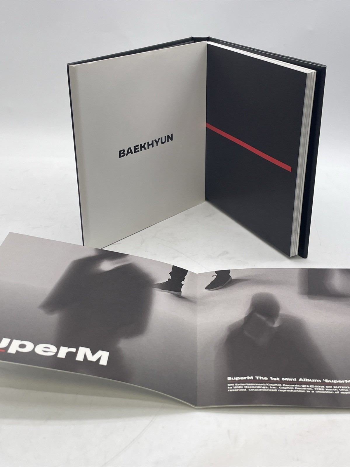 SuperM - SuperM The 1st Mini Album 'SuperM' [BAEKHYUN Ver.]