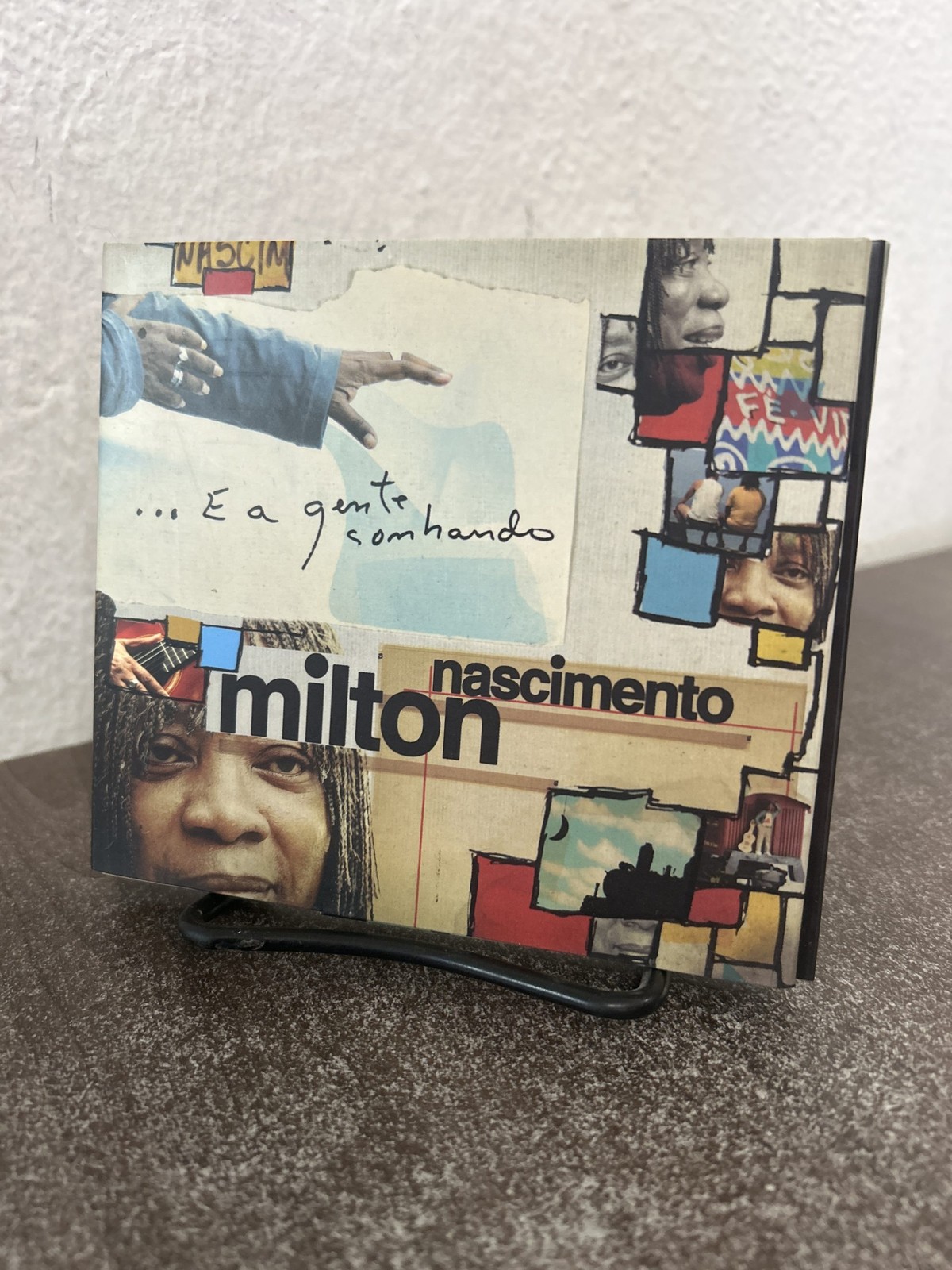 Milton Nascimento - E A Gente Sonhando CD