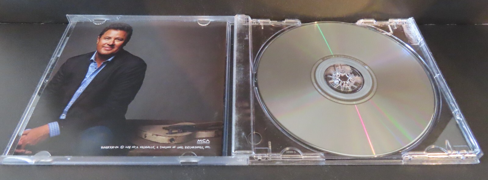 GUITAR SLINGER by VINCE GILL-Rare PROMOTIONAL CD w/ CMA Magazine Feature--CD