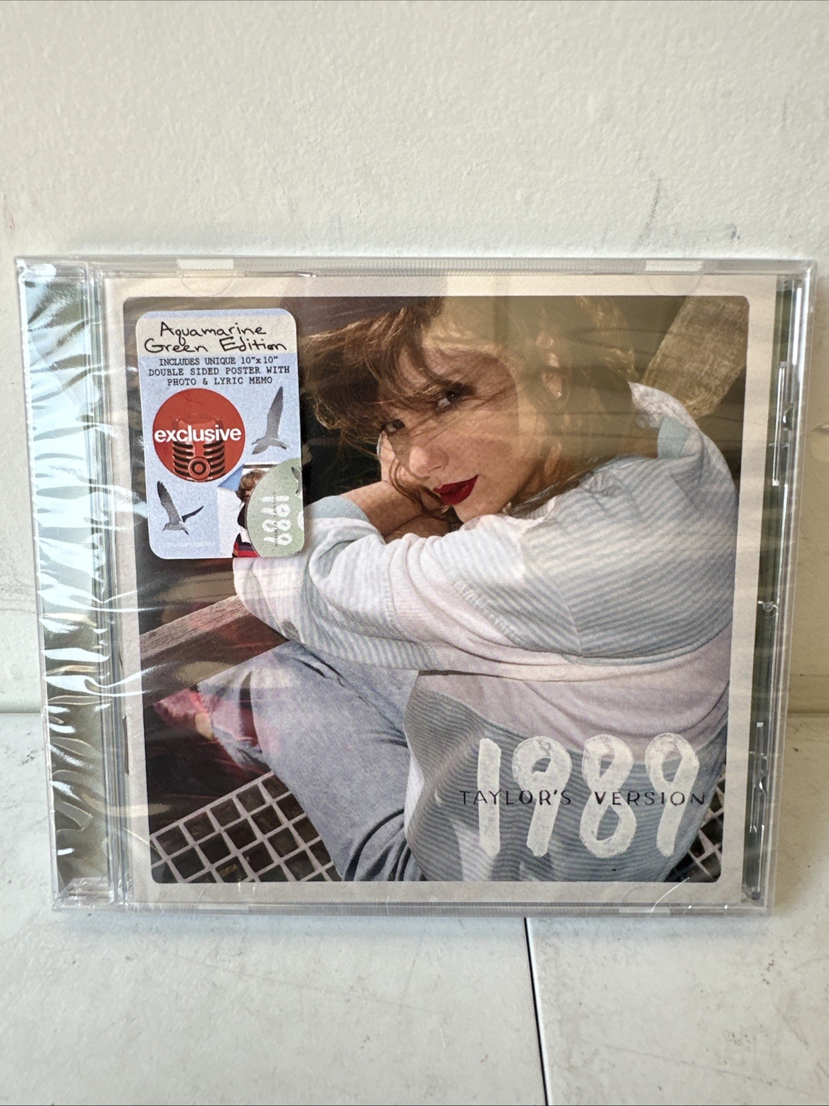 TAYLOR SWIFT - 1989 Aquamarine Green Deluxe Poster Edition CD, Free shipping!