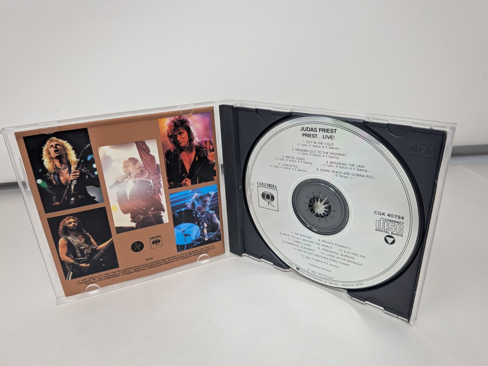 Judas Priest – Priest... Live! - (CD Columbia – CGK 40794 )