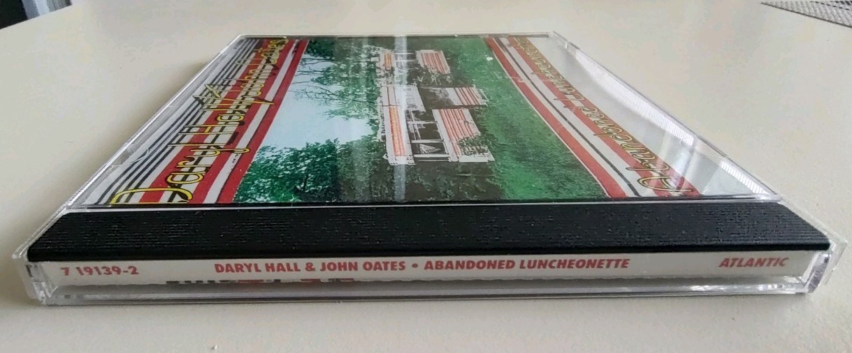 Daryl Hall & John Oates - 2 CD lot - Abandoned Luncheonette / Our Kind Of Soul