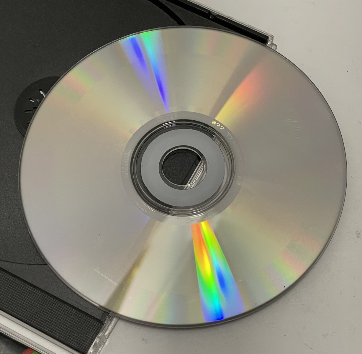 Dark Side of the Moon by Pink Floyd CD Digital Remastered Capital Records 1994