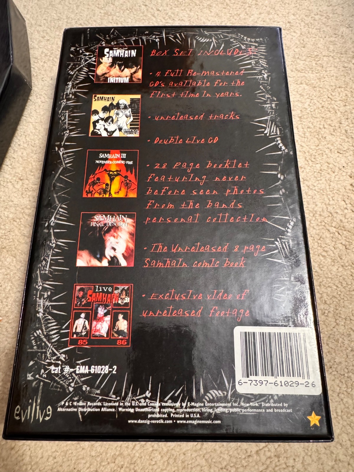 Samhain Box Set (complete) w/super rare Scarecrow Beast Pin.