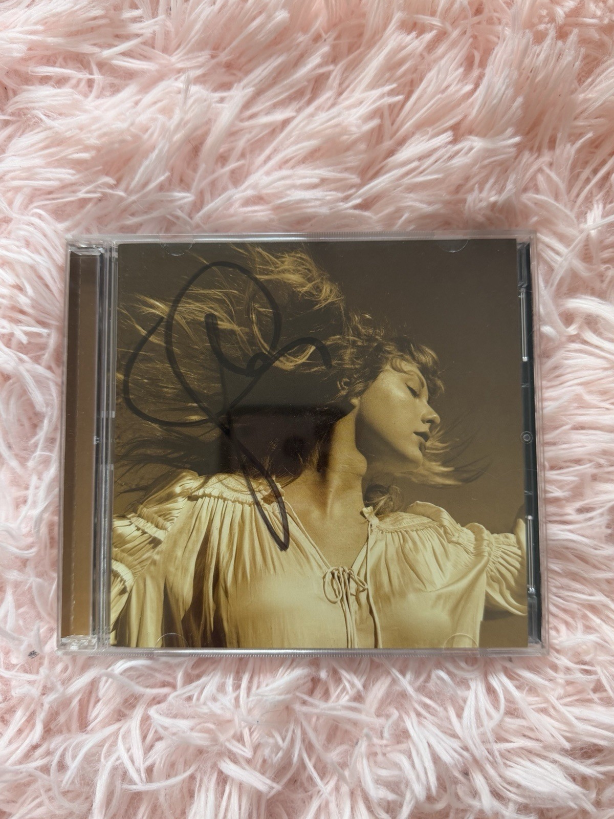 Taylor Swift Signed Fearless (Taylor's Version) 2-CD Album 2021 Republic Pop