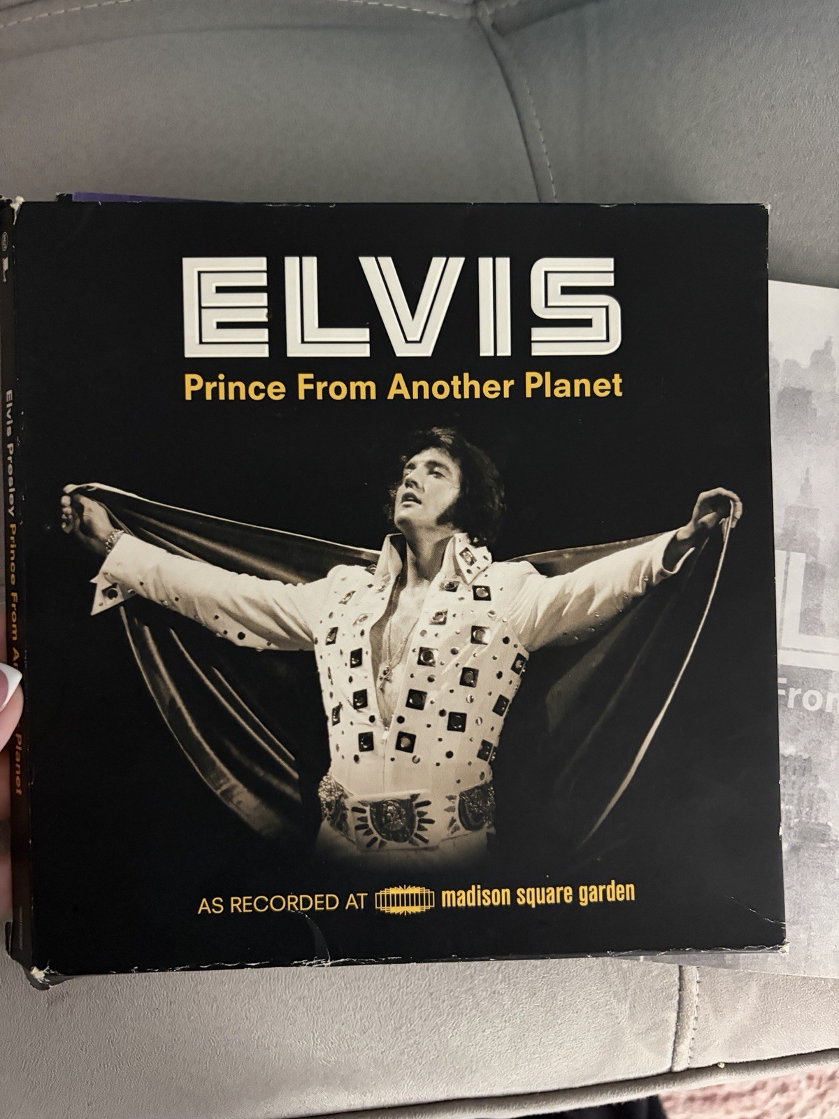 ELVIS Prince From Another Planet Madison SquareGarden 2 CDs 1 DVD &10Rare Photos