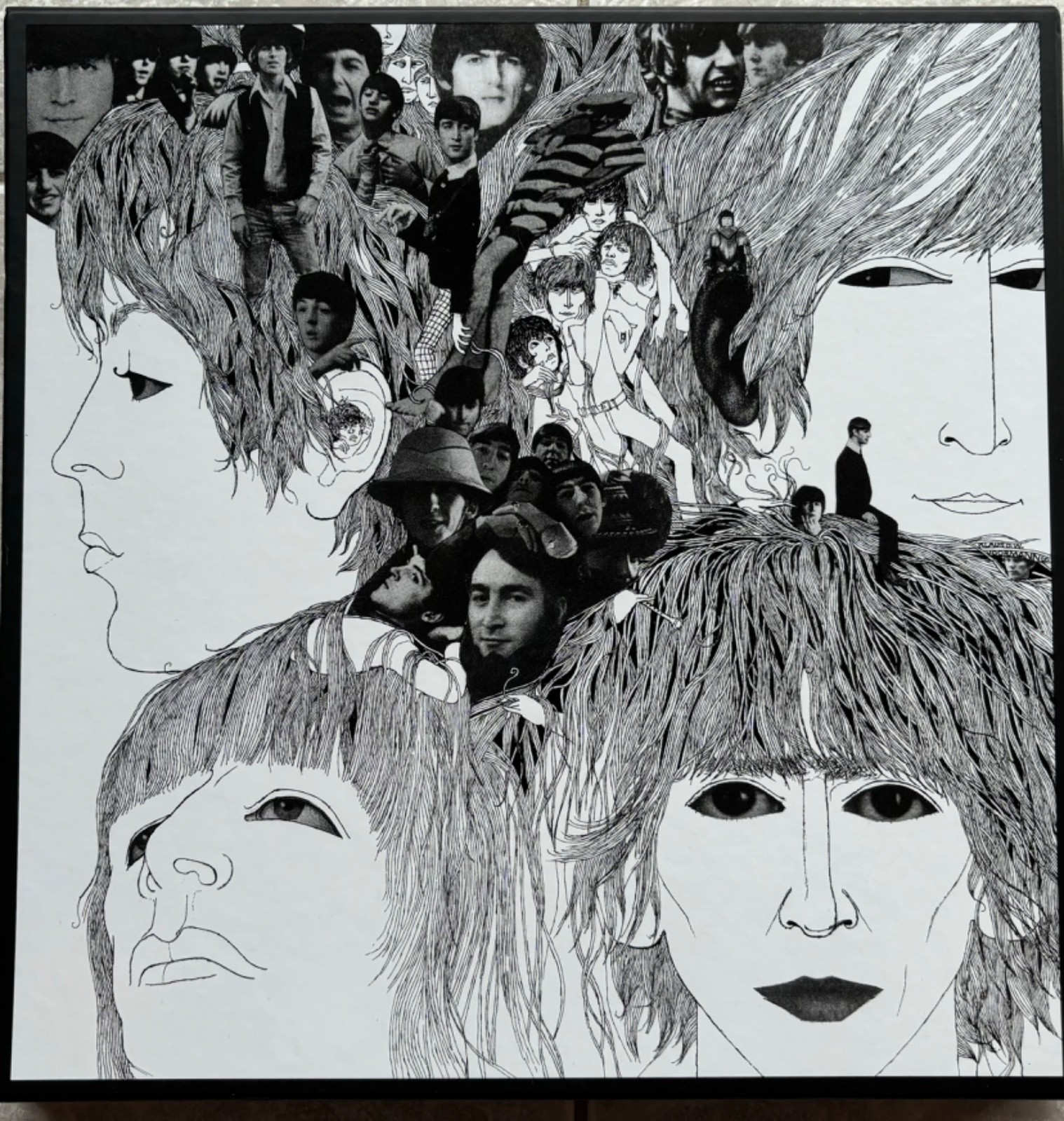 The Beatles - Revolver - 2022 - CD Box Set with 100-Page Color Book