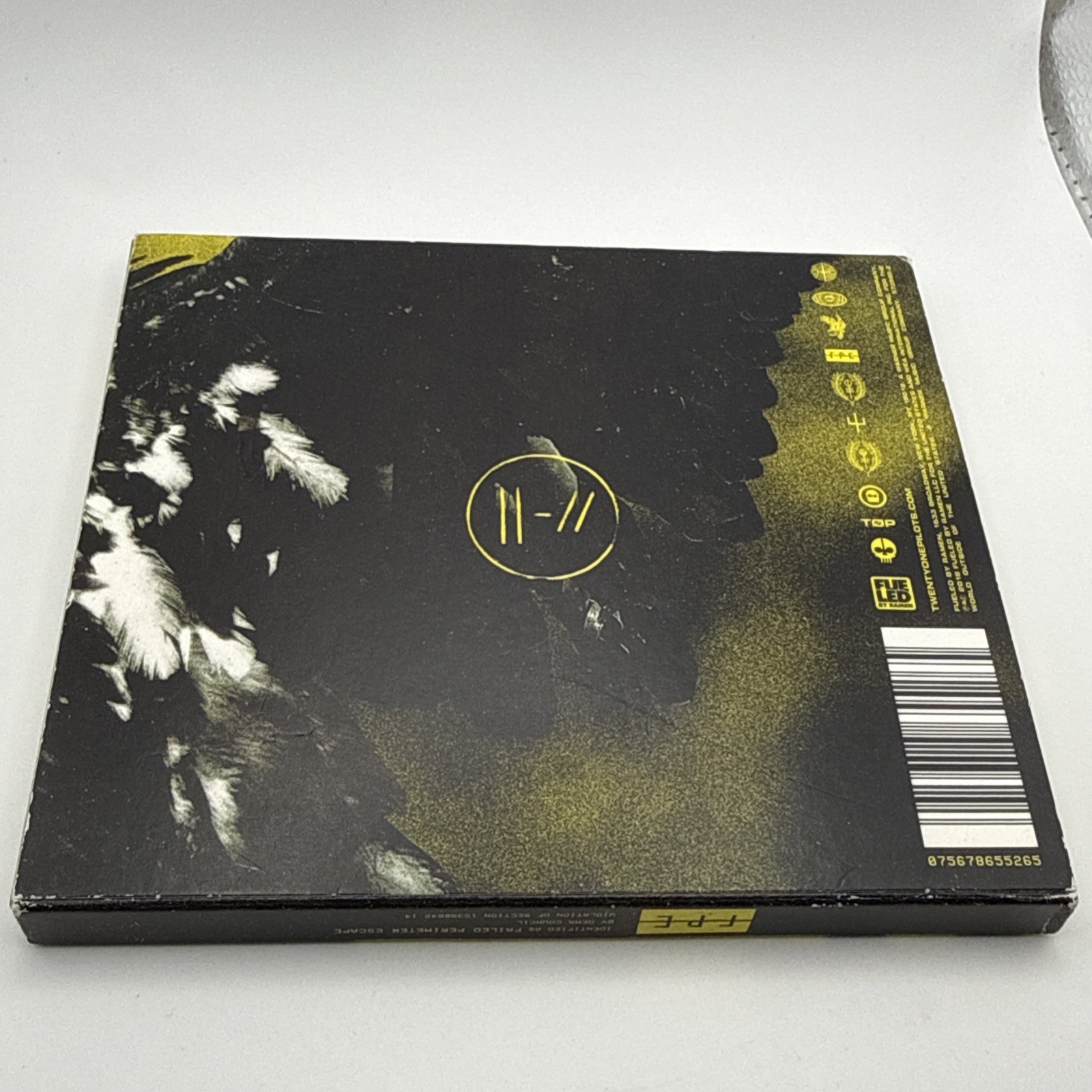 Twenty One Pilots Trench CD 2018 Fueled By Ramen with CD Cover