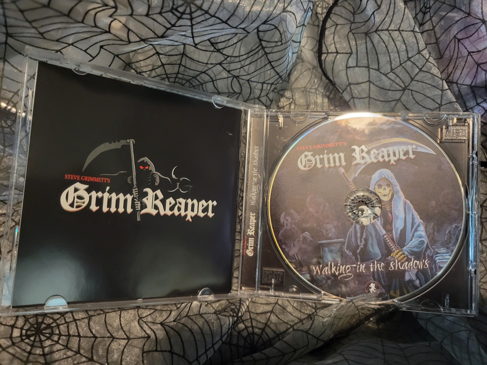 STEVE GRIMMETT GRIM REAPER Walking In The Shadows 2016 OOP Metal