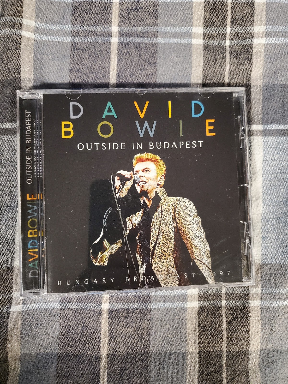 DAVID BOWIE - Outside in Budapest CD - FM Radio Broadcast Hungary 1997