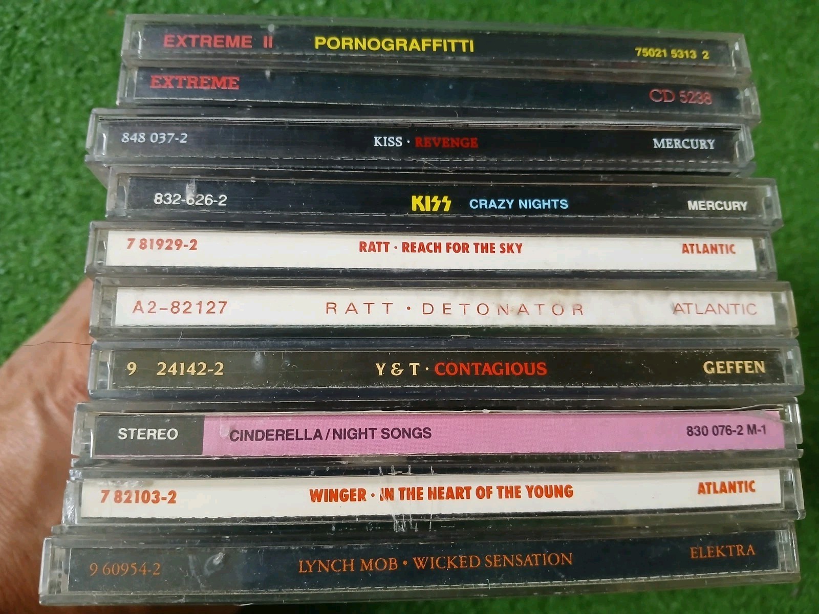 LOT OF 10 CD 80s 90s HARD ROCK METAL HAIR BANDS ,KISS,EXTREME, RATT & MORE