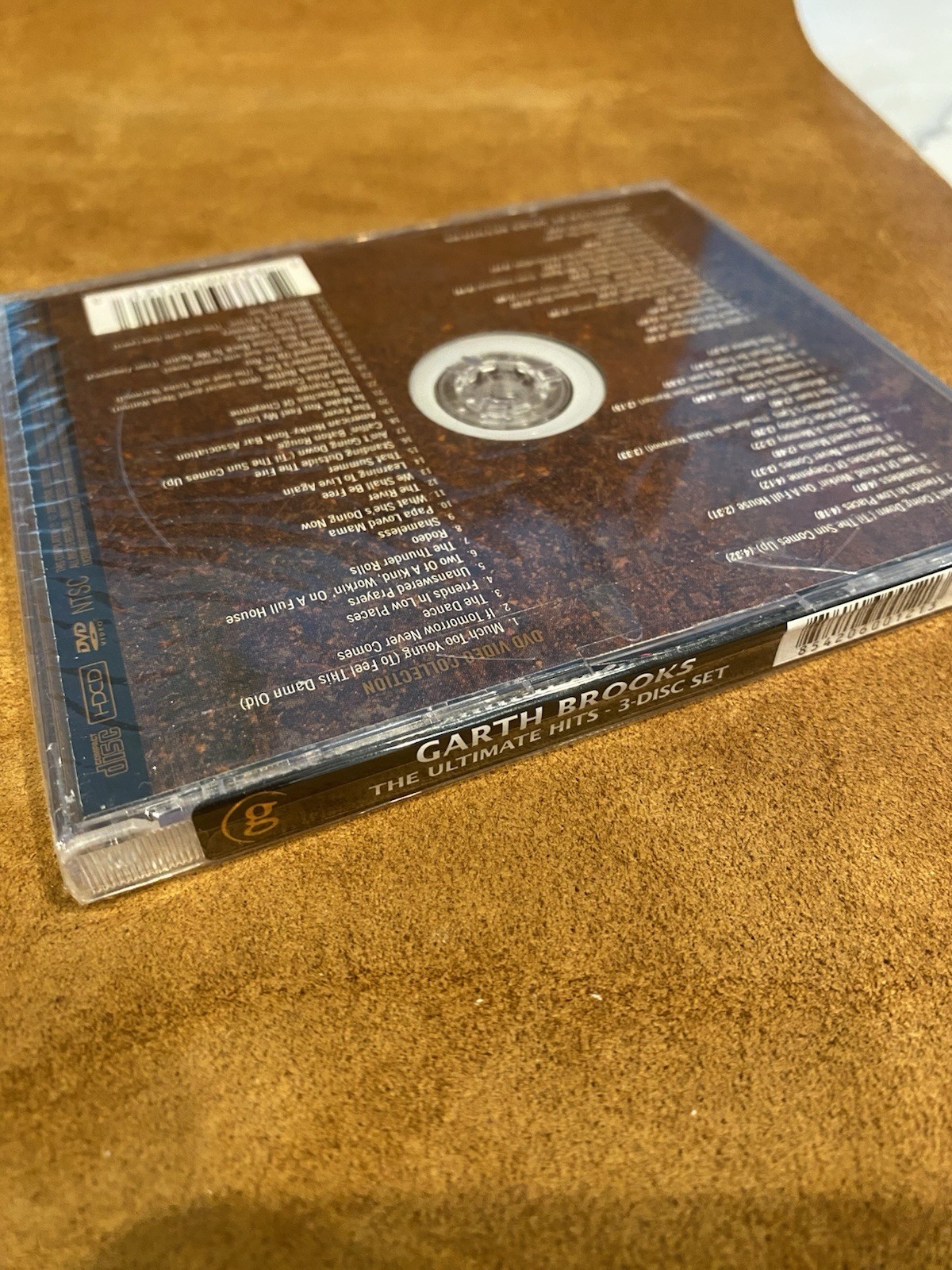 Garth Brooks - The Ultimate Hits (2 CD + 1 DVD Ultimate Set 2007) BRAND NEW!