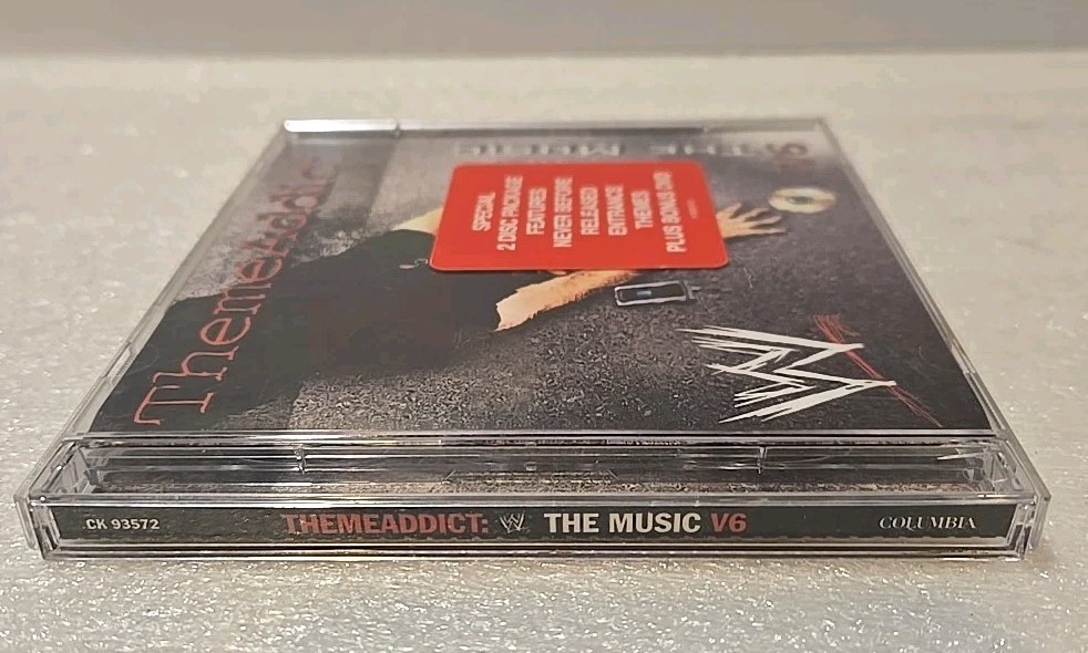 ThemeAddict Theme Addict WWE CD & DVD The Music; 2 discs; Discs EXCELLENT