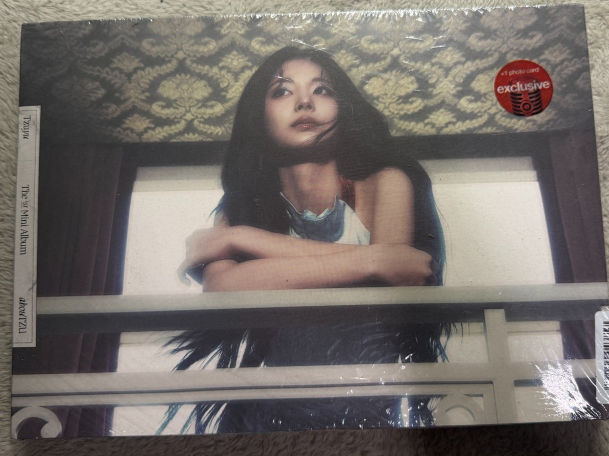 New & Sealed! TZUYU (TWICE) - abouTZU Fly Version NEW 💿 K-POP CD