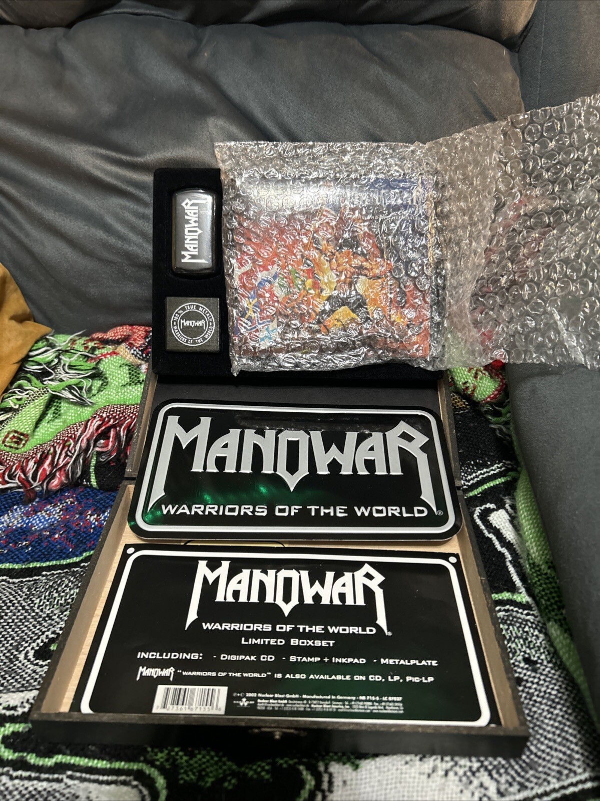 Manowar / Warriors Of The World ORG BOX Stamp Inkpad Metalplate Wood Box RARE