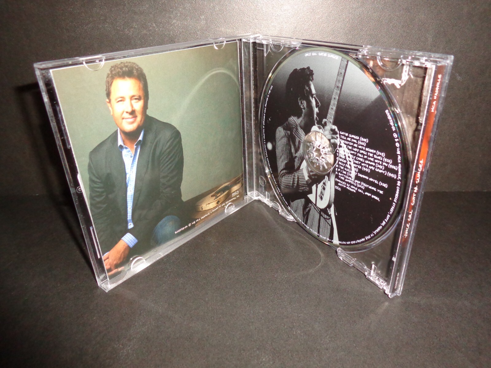 GUITAR SLINGER by VINCE GILL-Rare PROMOTIONAL CD w/ CMA Magazine Feature--CD